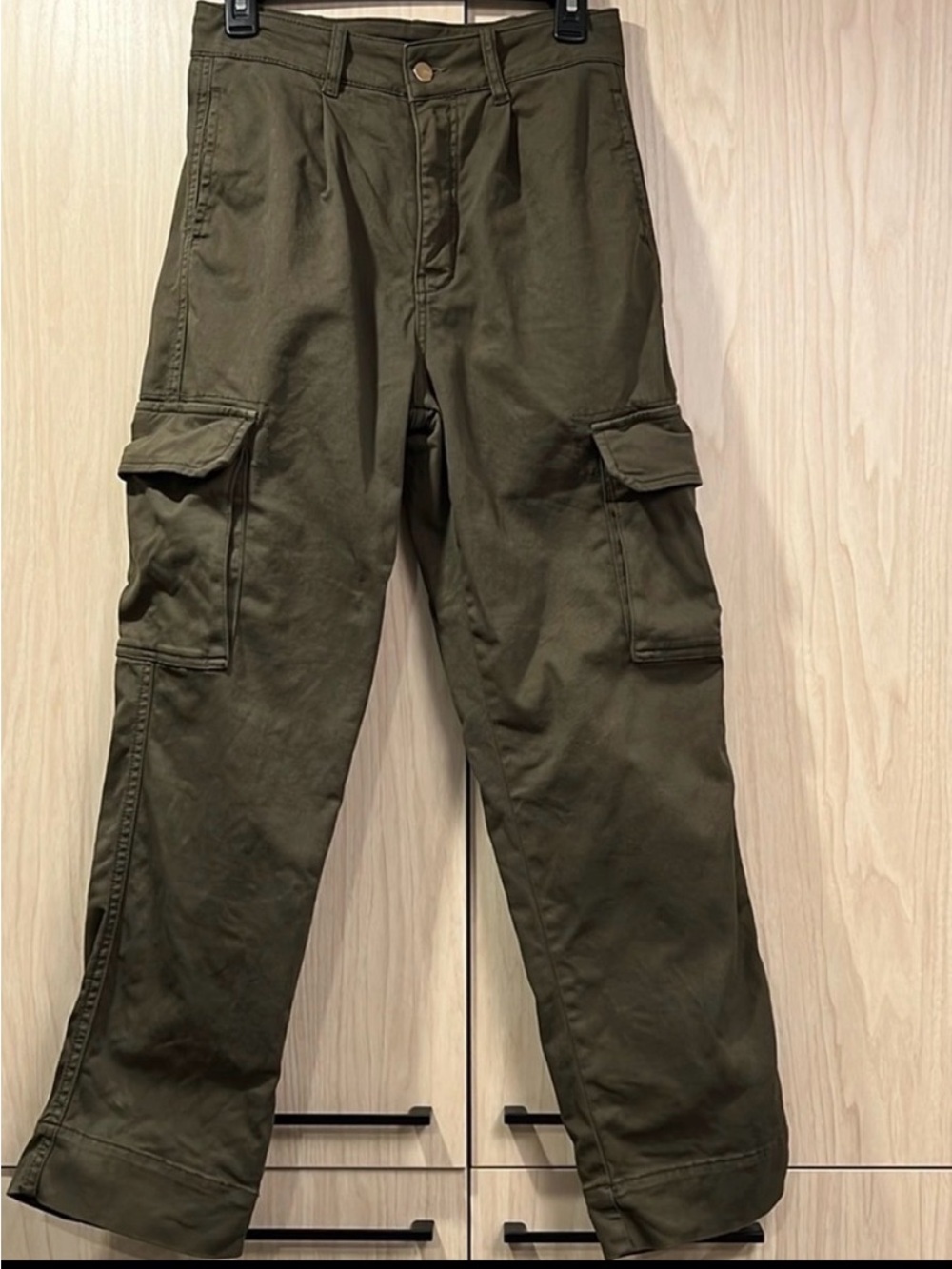 Joe’s jeans Precious High Rise Cargo Pants Fatigue size 27/4
